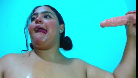 Snapshot of emily_sweet_23 chatting on 24, 2, 2025 Liss online show from 24, 2, 2025
