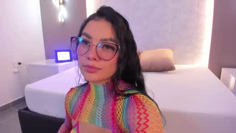 emily_tolson online show from 24, 3, 2026