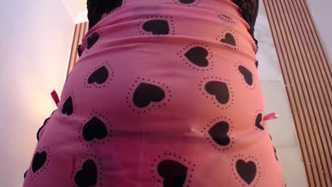 Emily Trujillo online show from 19, 11, 2025