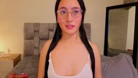 Snapshot of emily_vermont chatting on 18, 2, 2026 emily_vermont online show from 18, 2, 2026