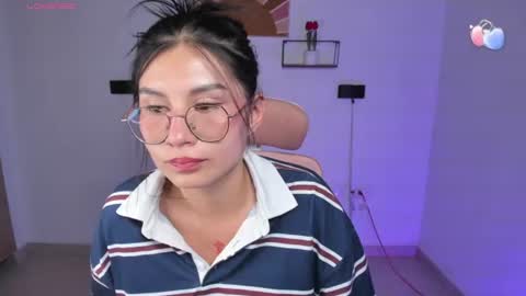 Snapshot of emily_villamil_ chatting on 26, 6, 2026 Emi online show from 26, 6, 2026