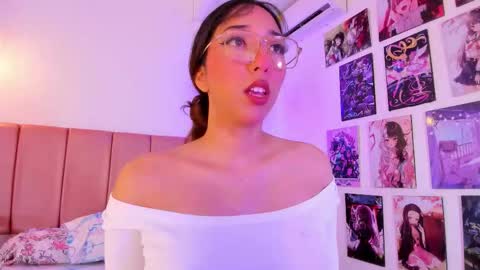 emily_walker4 online show from 23, 12, 2025