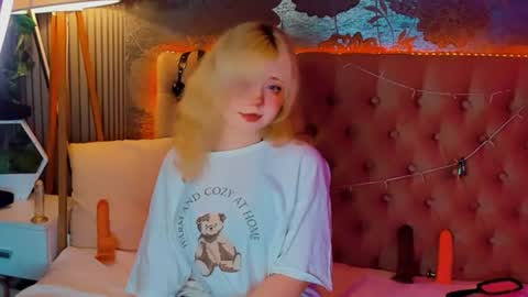 Baby Emelli online show from 9, 7, 2026