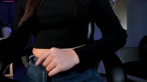 Emily Carter online show from 5, 4, 2026