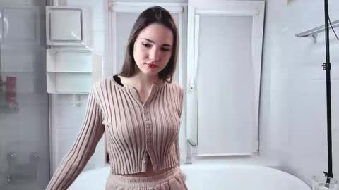 Emily online show from 15, 11, 2025