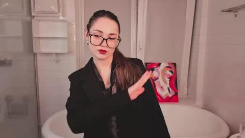 Emily online show from 24, 11, 2025