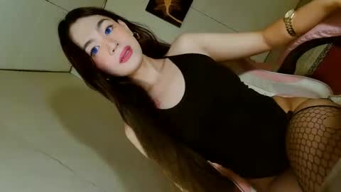 ariane online show from 10, 10, 2025