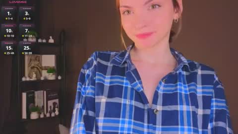 Snapshot of emilyhalden chatting on 27, 2, 2026 Emi online show from 27, 2, 2026