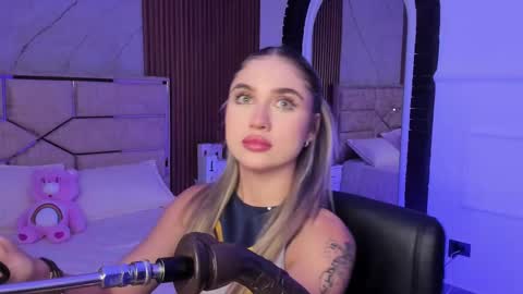 Emily Hendrix online show from 12, 2, 2025