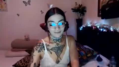 Valentina independent model online show from 12, 12, 2024