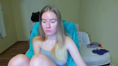 Emily online show from 28, 2, 2025