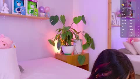 Emily Bank online show from 17, 12, 2025