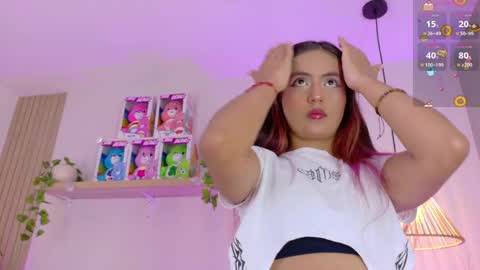 Snapshot of emilyy_bank chatting on 27, 5, 2026 Emily Bank online show from 27, 5, 2026