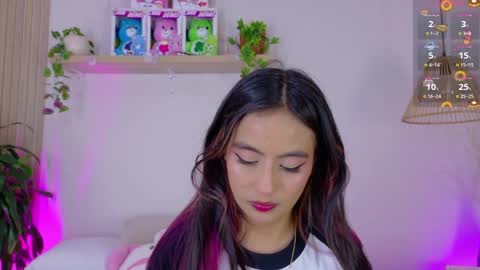 Snapshot of emilyy_bank chatting on 30, 5, 2026 Emily Bank online show from 30, 5, 2026