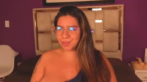 emilyy_cooperr online show from 14, 7, 2026