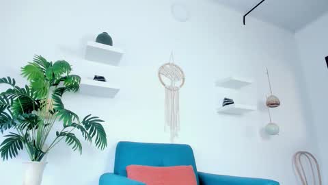 emilyy_kim online show from 13, 1, 2026