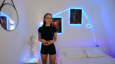 Emily online show from 17, 6, 2026