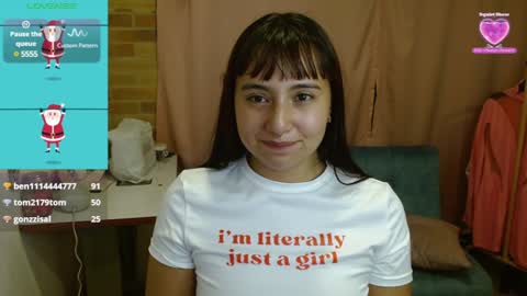 Snapshot of emitaa17228 chatting on 16, 12, 2024 emma online show from 16, 12, 2024