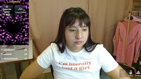 Snapshot of emitaa17228 chatting on 6, 1, 2025 emma online show from 6, 1, 2025