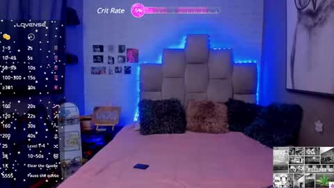 Snapshot of emma__15 chatting on 8, 1, 2025 emma  online show from 8, 1, 2025