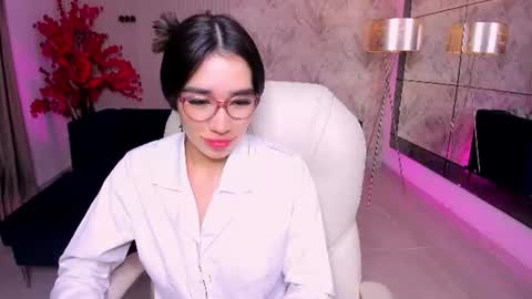 emma_caarter online show from 8, 7, 2026