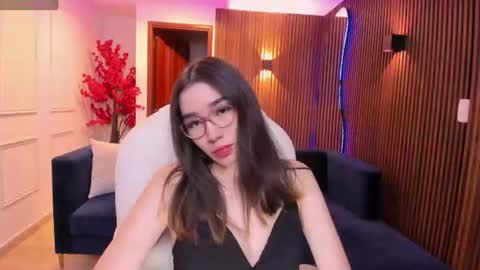 emma_caarter online show from 15, 7, 2026