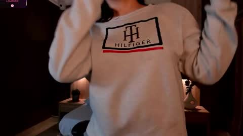 E M M A online show from 17, 9, 2025