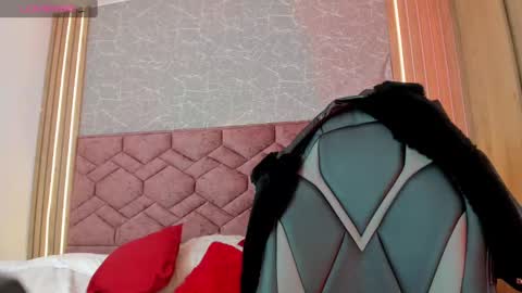 Emma  online show from 14, 12, 2024