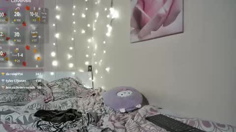 emma_just online show from 8, 11, 2025