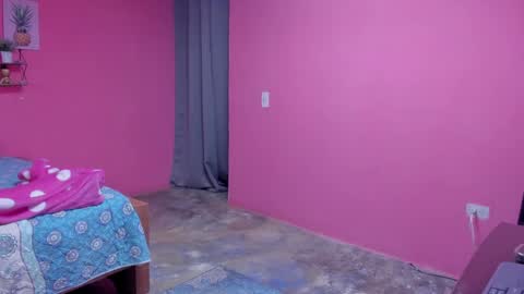 Snapshot of emma_lean chatting on 19, 2, 2025 whises lits online show from 19, 2, 2025