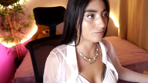 Emma online show from 9, 4, 2026