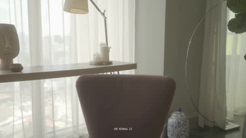 emma_lu1 online show from 9, 4, 2026