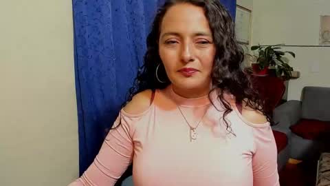  emma luxy online show from 28, 9, 2025