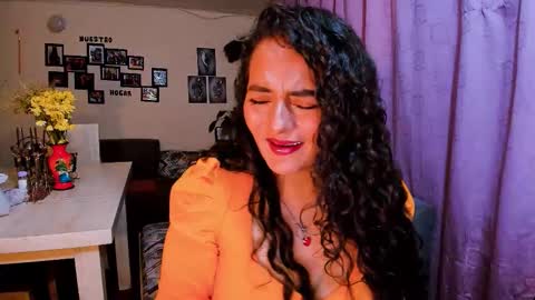  emma luxy online show from 14, 1, 2026