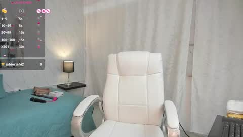 Emma  online show from 24, 1, 2025