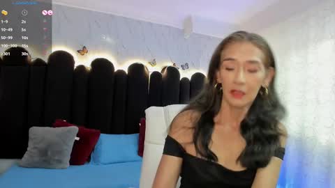 Emma  online show from 16, 9, 2025