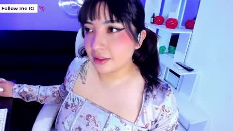 Emma Monserratt online show from 8, 4, 2026