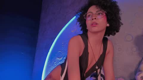     online show from 10, 2, 2025