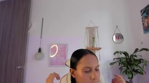 Emma online show from 6, 4, 2026