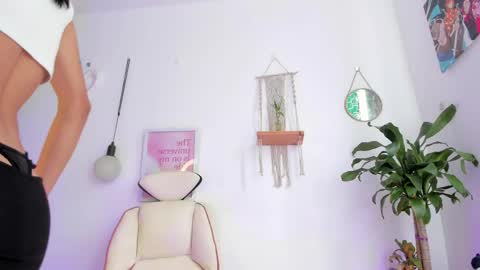 Emma online show from 9, 4, 2026