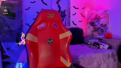 EMMA  online show from 30, 10, 2025