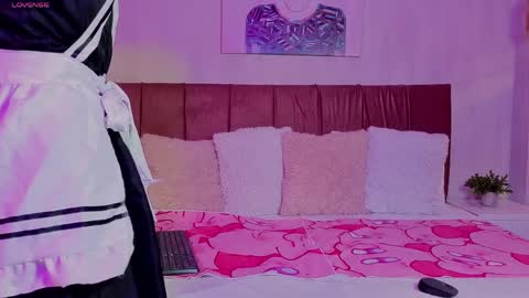 Emma online show from 8, 4, 2026