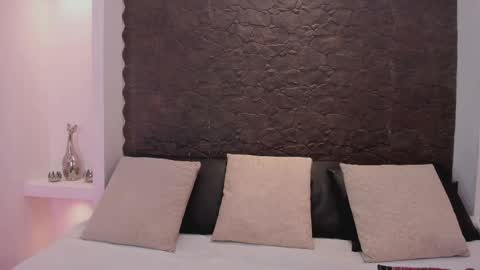 Snapshot of emma_woods__ chatting on 20, 10, 2025 emma_woods__ online show from 20, 10, 2025