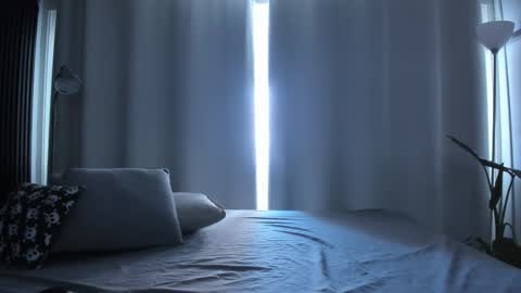 emmaclark_1 online show from 14, 2, 2026