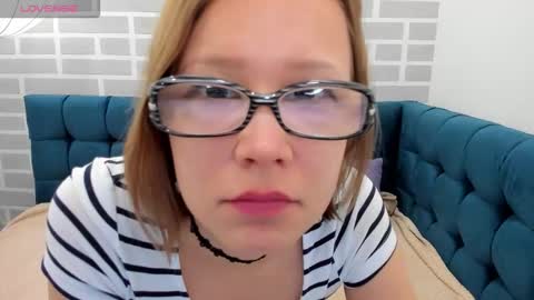 Snapshot of emmaethereal chatting on 2, 2, 2026 Emma 3 online show from 2, 2, 2026