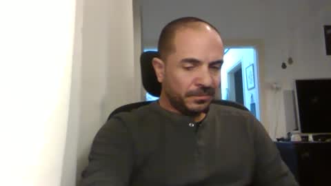 Ariel online show from 7, 2, 2025