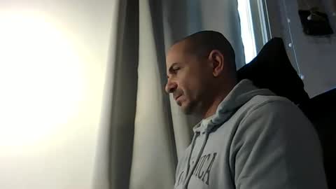 Ariel online show from 18, 11, 2025