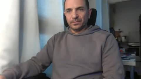 Ariel online show from 6, 3, 2026