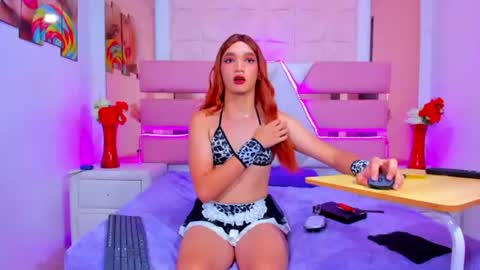 Emma Hilton online show from 16, 6, 2026