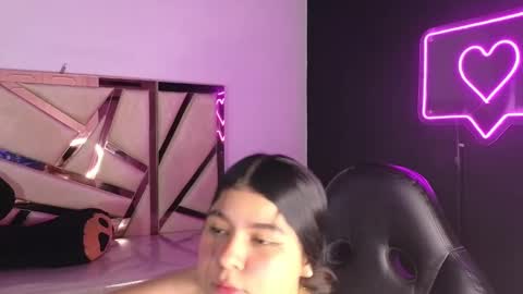 Emma online show from 26, 1, 2025